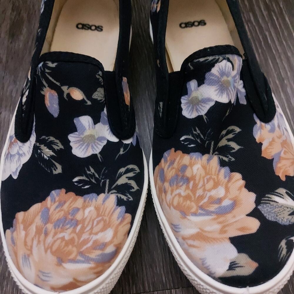ASOS Blue/Pink Floral Slip On Shoes 6 Skater Boho Coconut Girl Prints Twee Girly